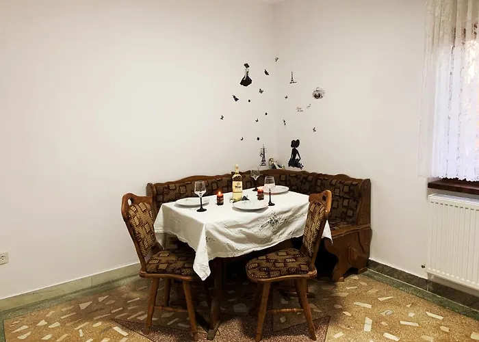 招待所 Bogdan 阿吉贾乡